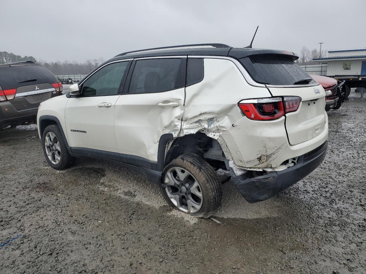 2019 Jeep Compass - Image 2