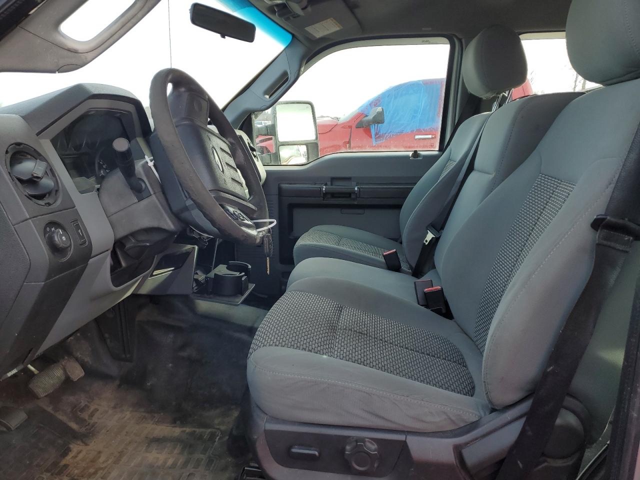 2012 Ford F350 - Image 7
