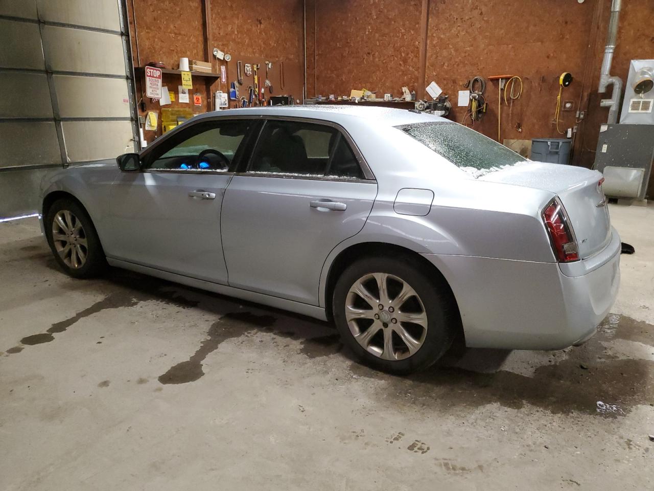 2013 Chrysler 300 - Image 2