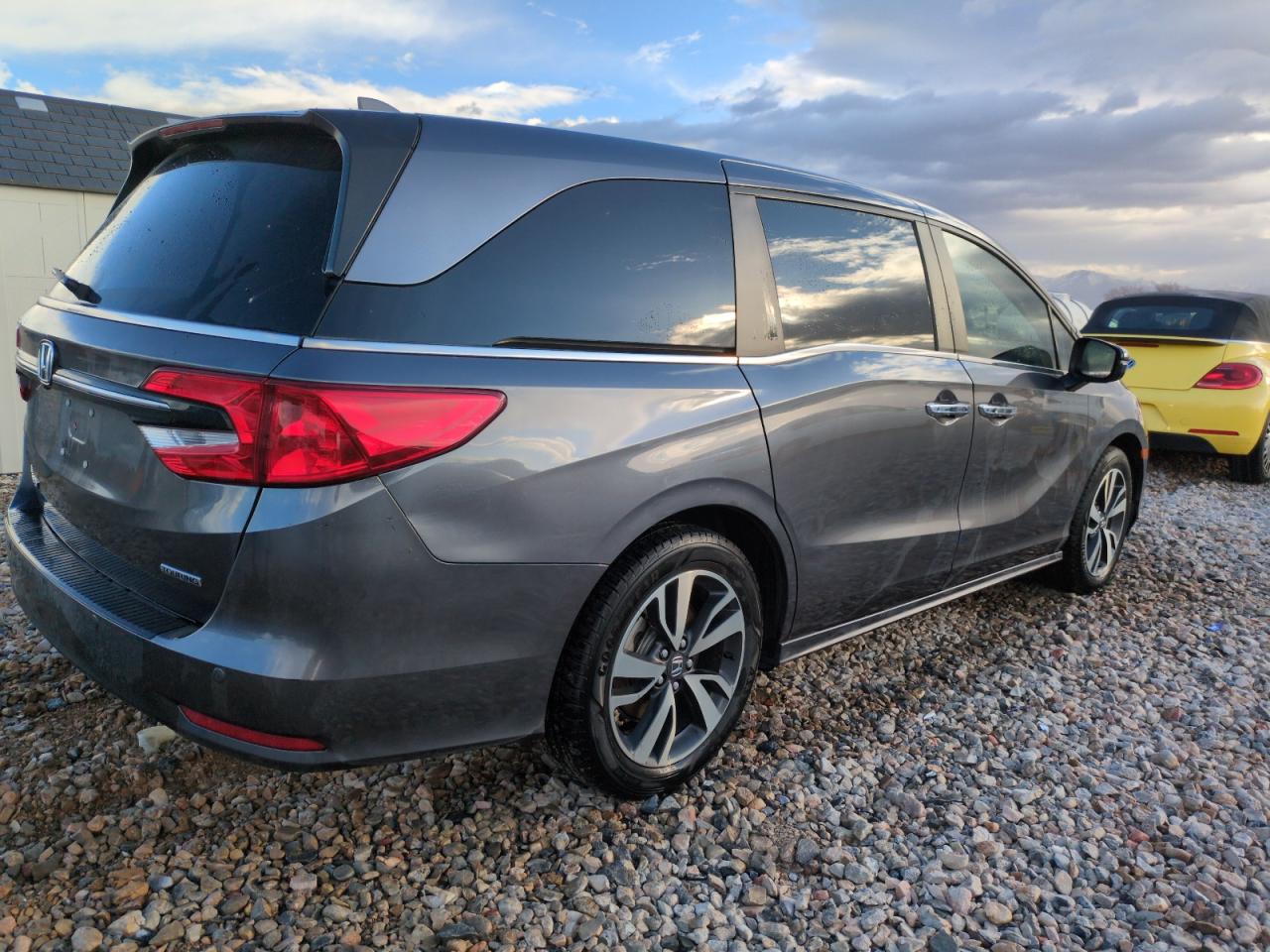 2021 Honda Odyssey - Image 3