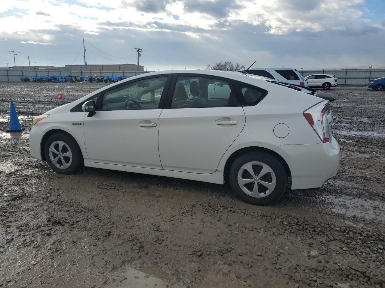 2014 Toyota Prius - Image 2