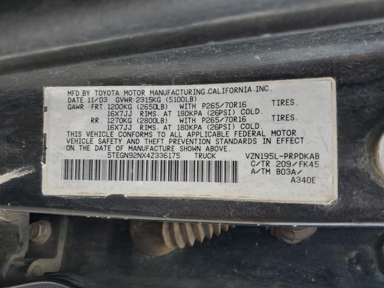 2004 Toyota Tacoma - Image 15