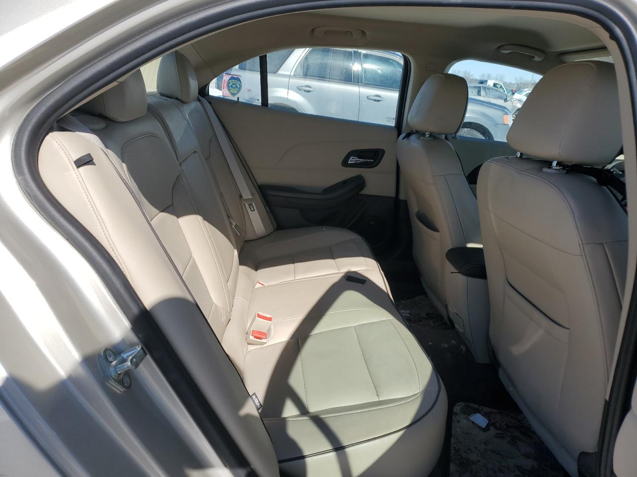 2015 Chevrolet Malibu - Image 10