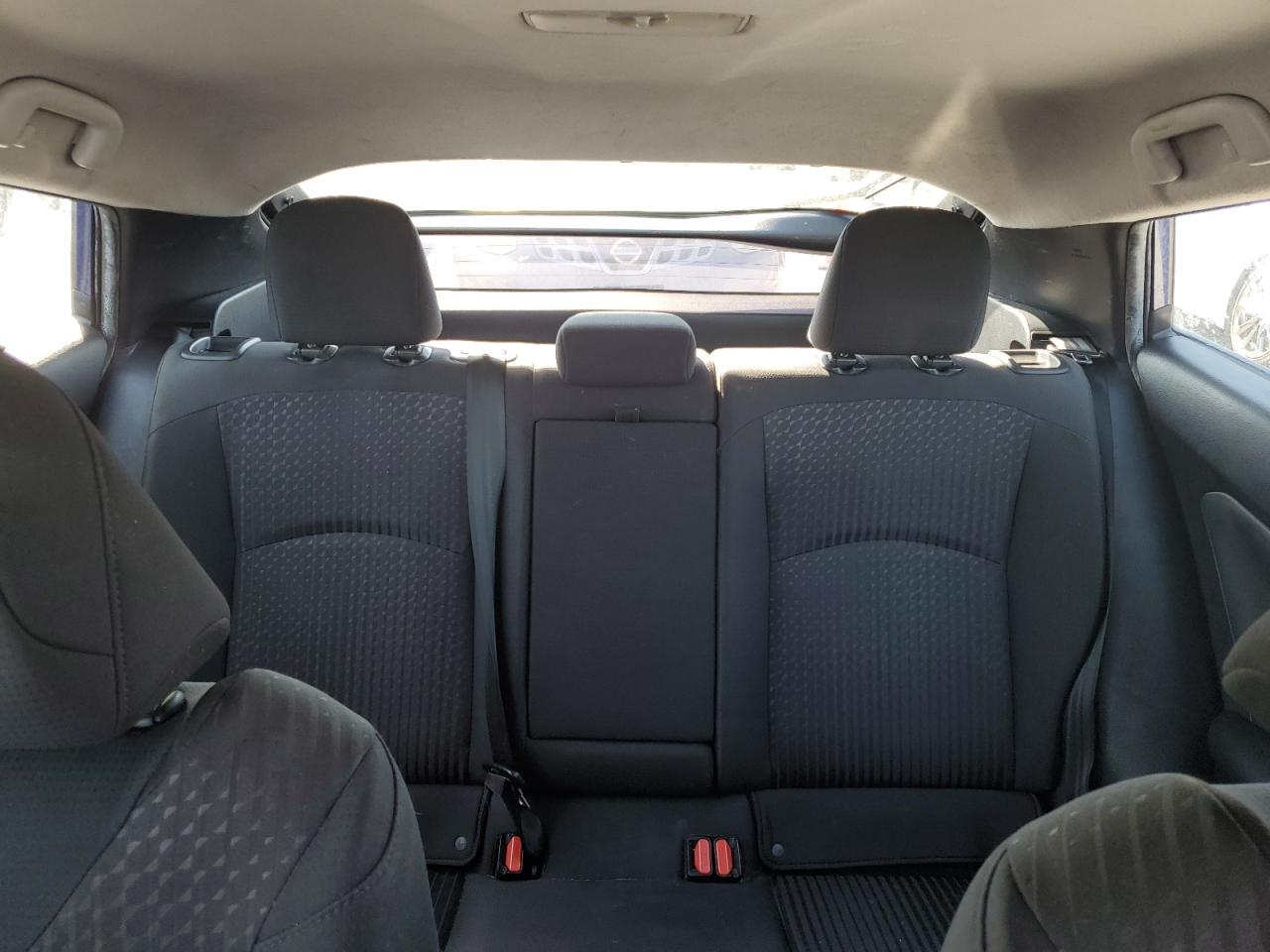 2018 Toyota Prius - Image 10