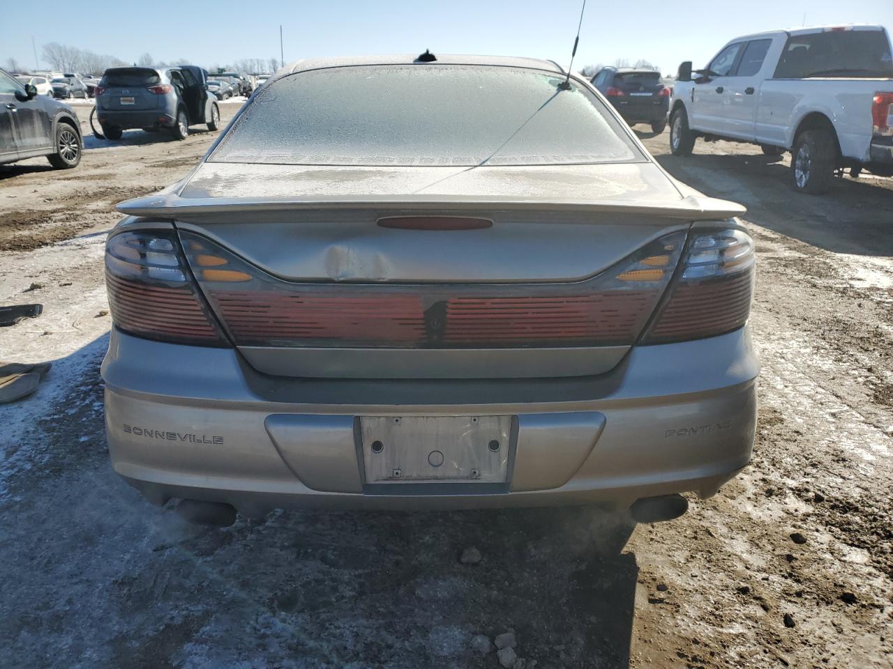 2003 Pontiac Bonneville - Image 6
