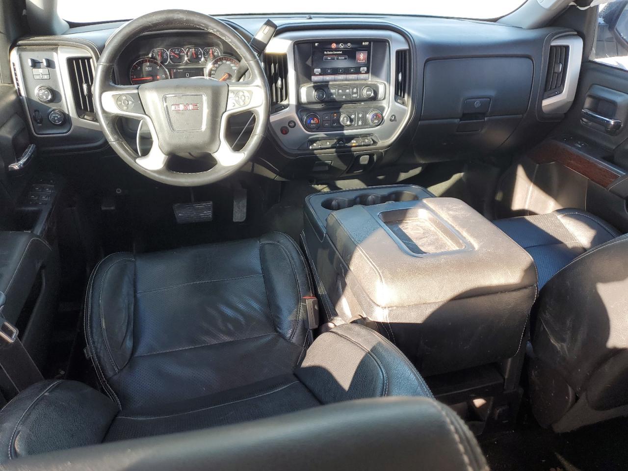 2015 GMC Sierra - Image 8