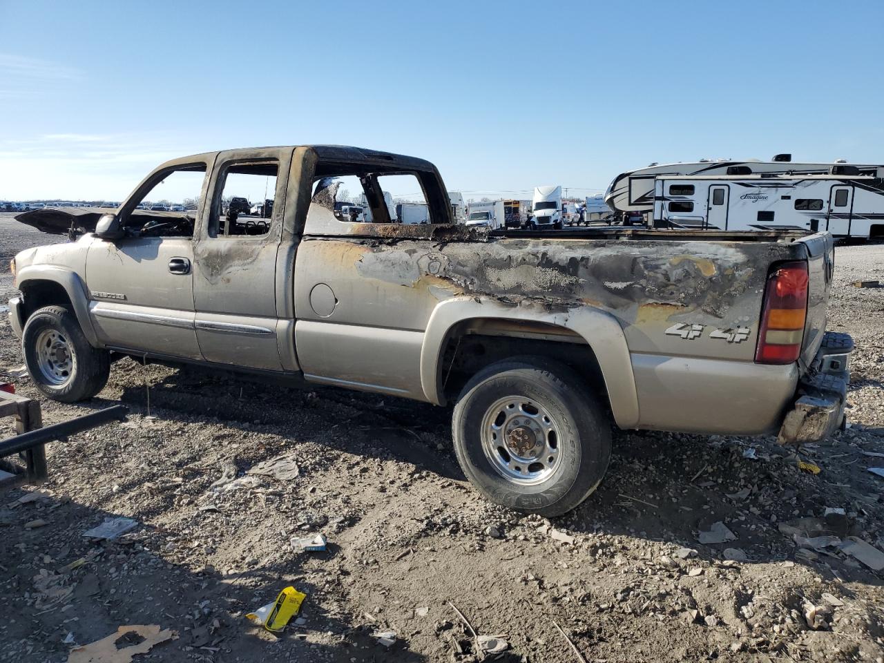 2003 GMC Sierra - Image 2