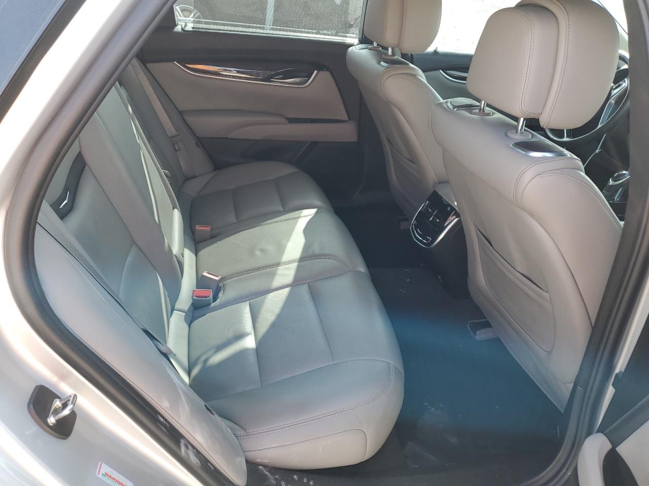 2014 Cadillac XTS - Image 10