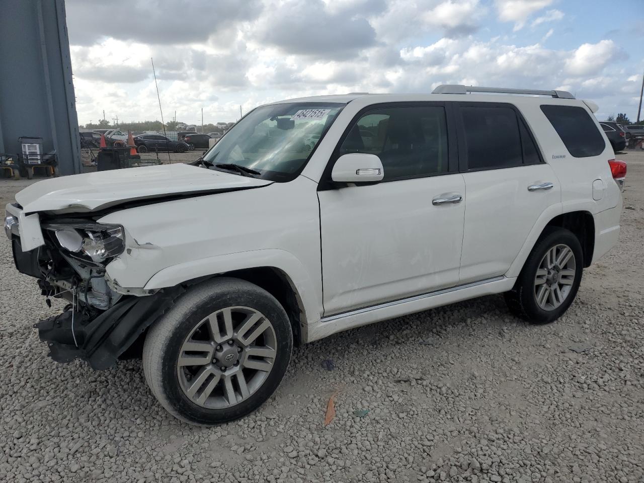 2013 Toyota 4Runner - Image 1
