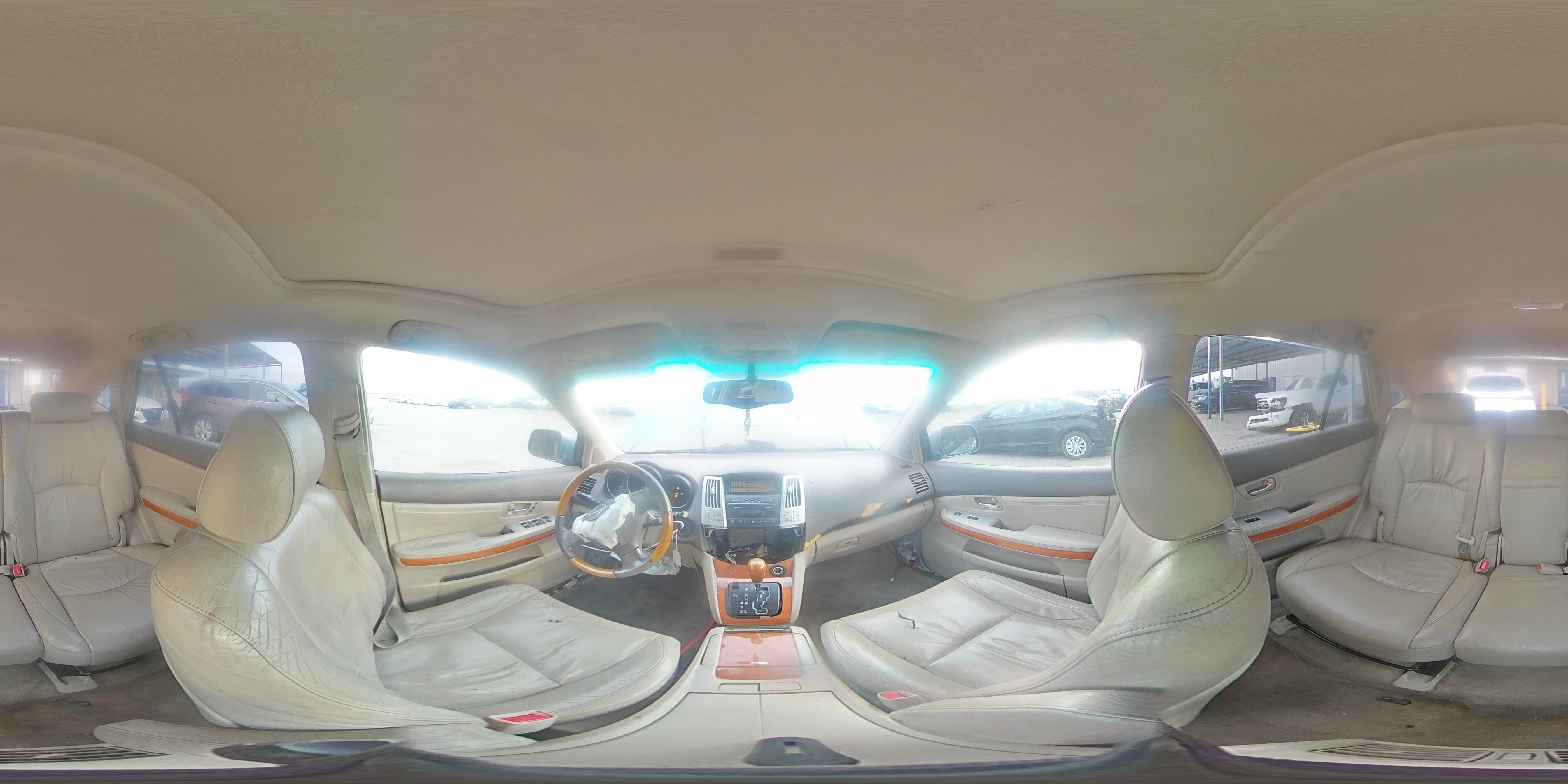 2004 Lexus RX - Image 13