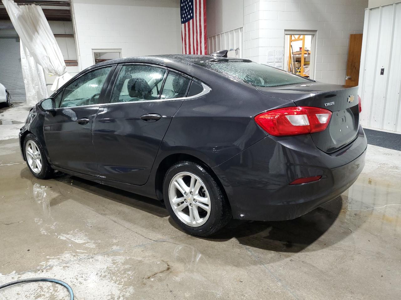 2017 Chevrolet Cruze - Image 2