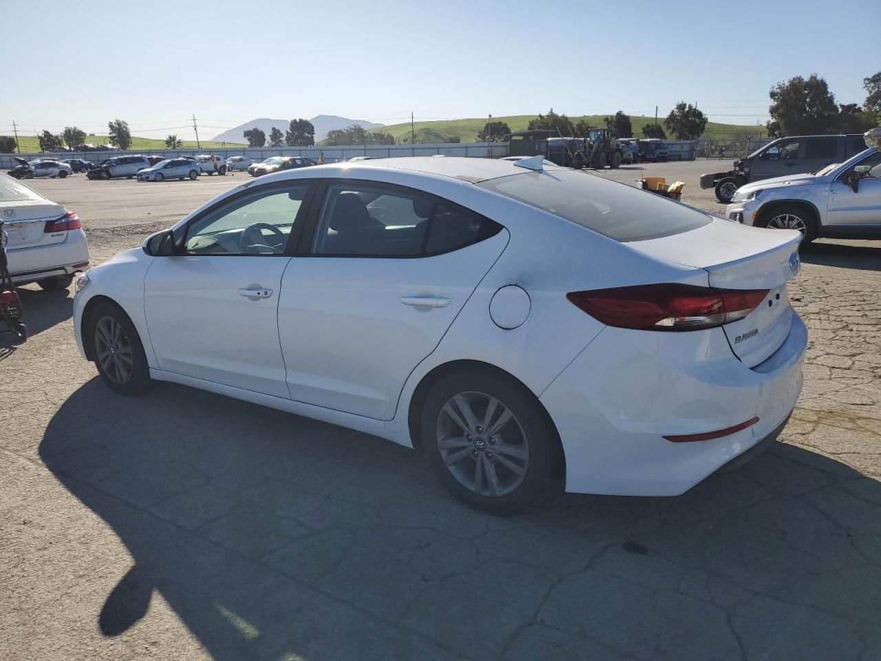 2017 Hyundai Elantra - Image 2