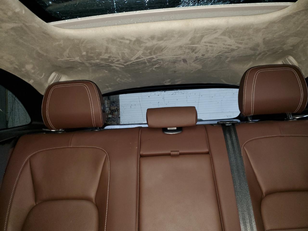2019 Jaguar F-Pace - Image 10