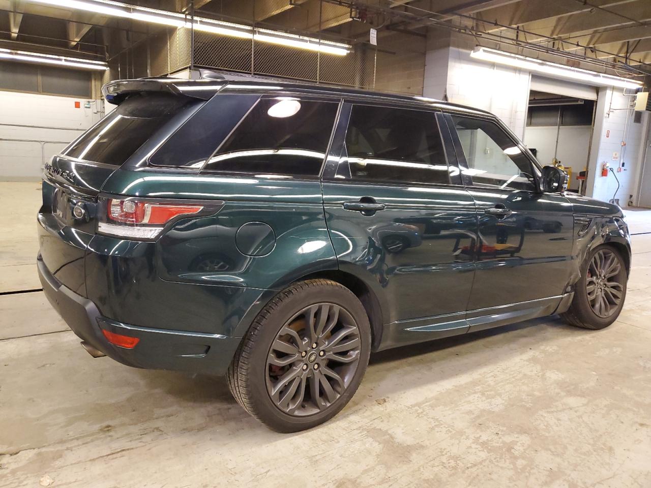 2017 Land Rover Range Rover - Image 3