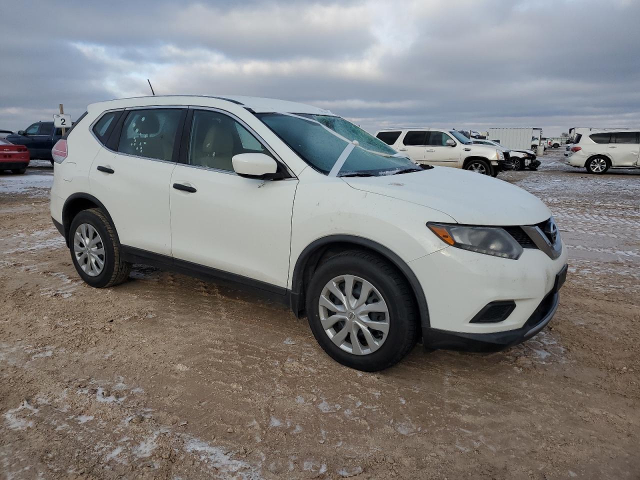 2016 Nissan Rogue - Image 4