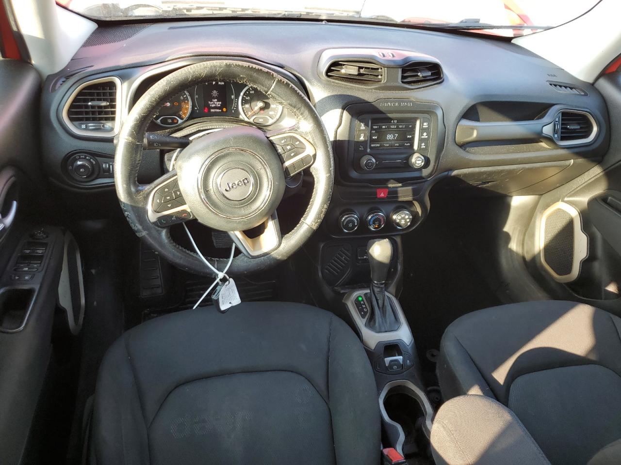 2017 Jeep Renegade - Image 8