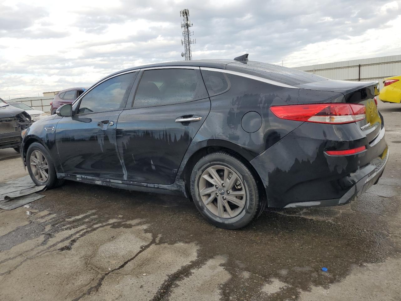 2020 Kia Optima - Image 2