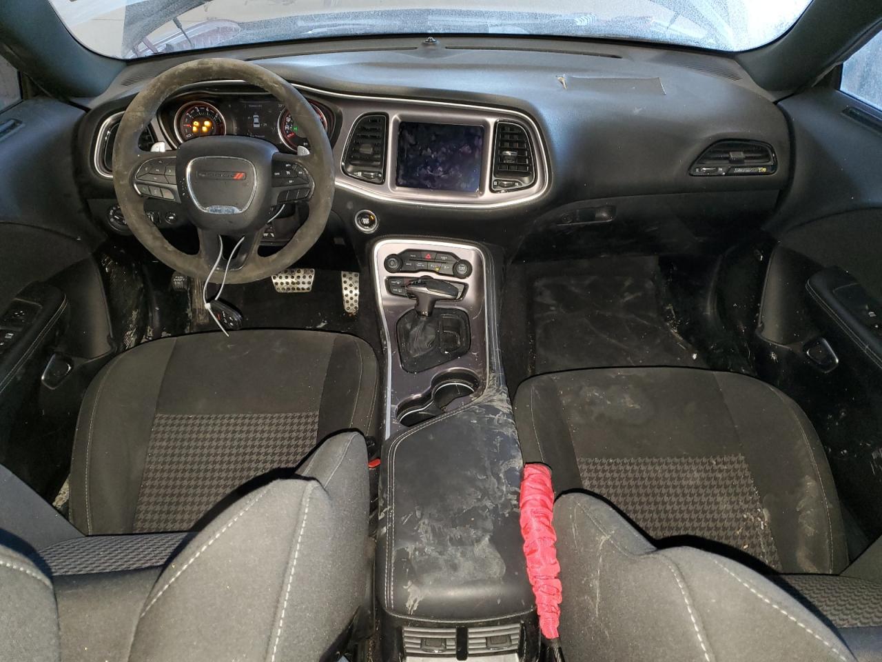2019 Dodge Challenger - Image 8