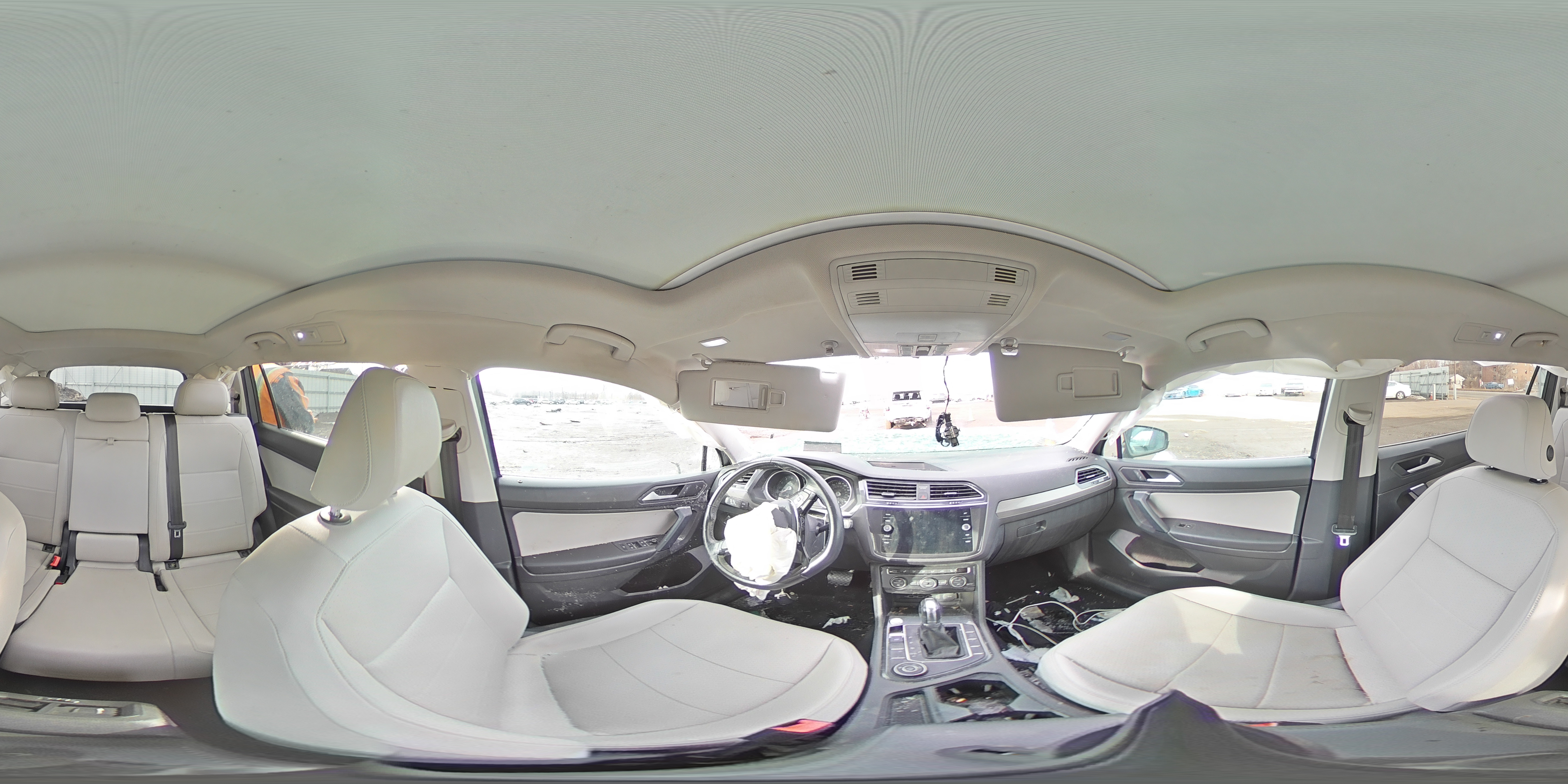 2019 Volkswagen Tiguan - Image 12