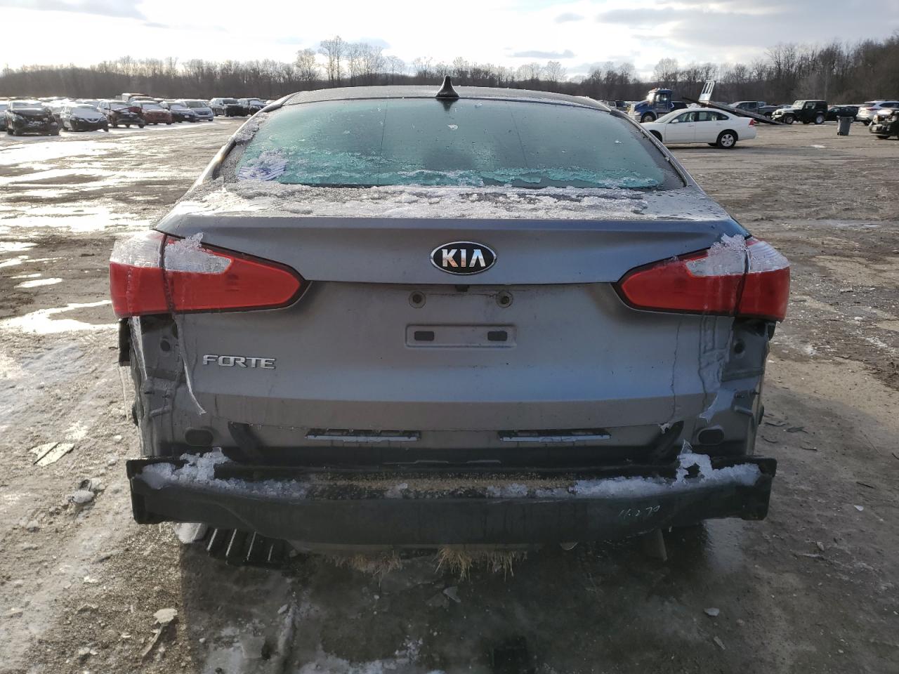 2016 Kia Forte - Image 6