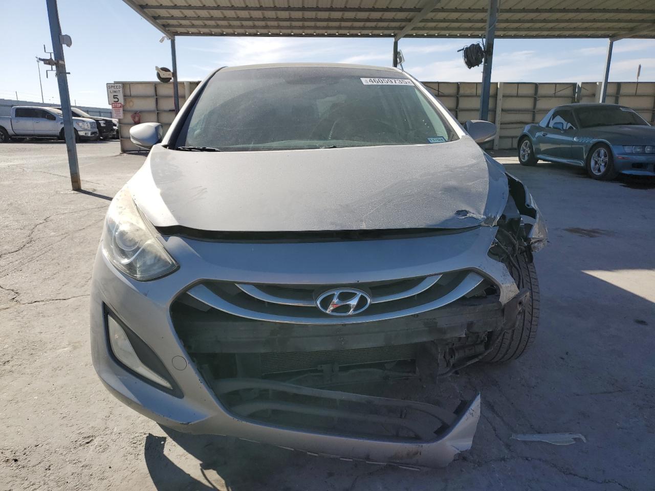 2013 Hyundai Elantra - Image 5