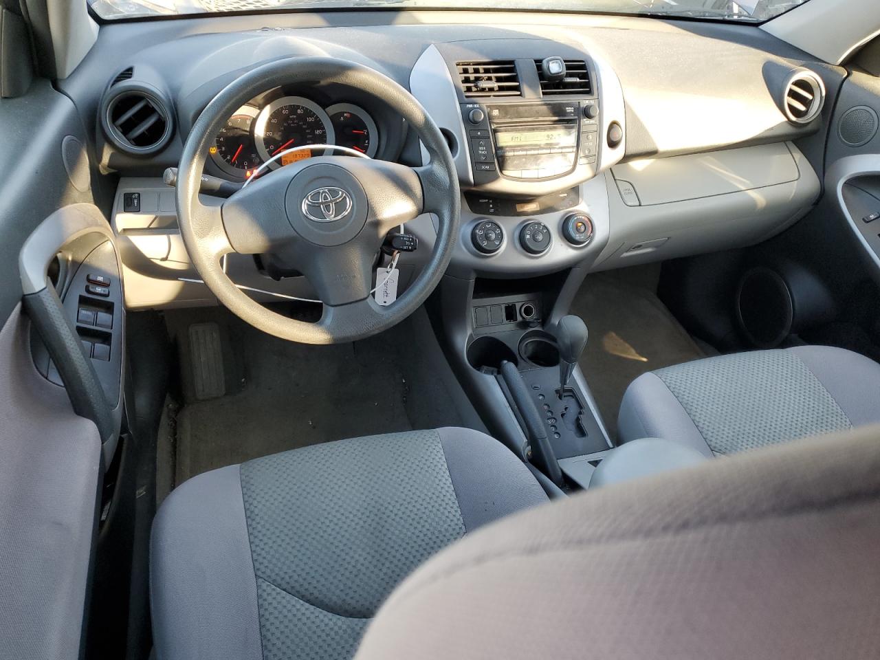 2007 Toyota RAV 4 - Image 8