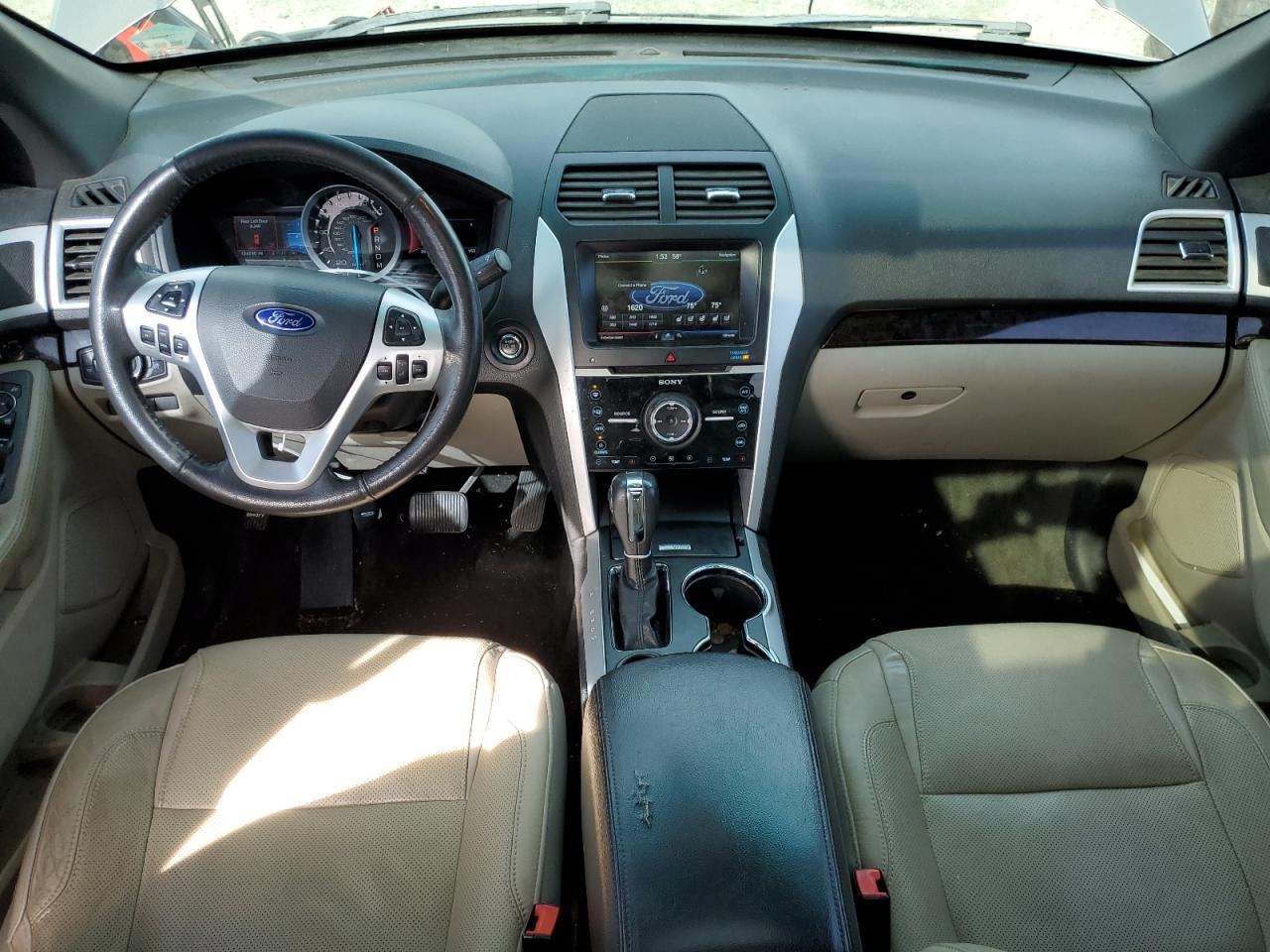 2014 Ford Explorer - Image 8