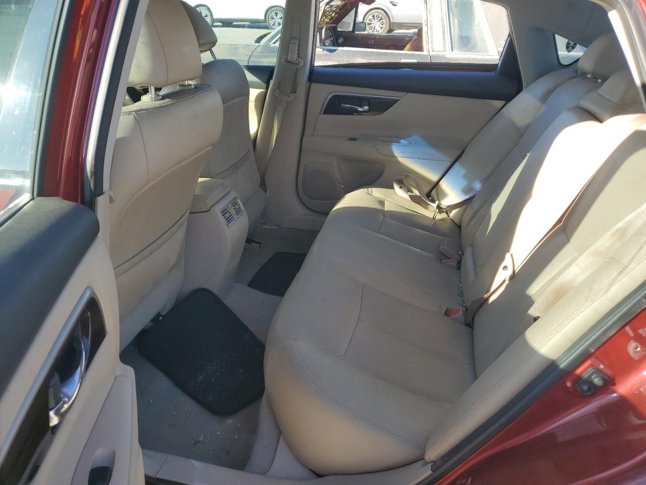 2014 Nissan Altima - Image 10