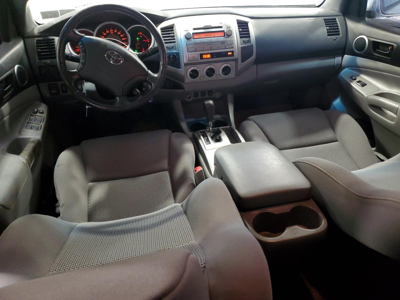 2010 Toyota Tacoma - Image 8