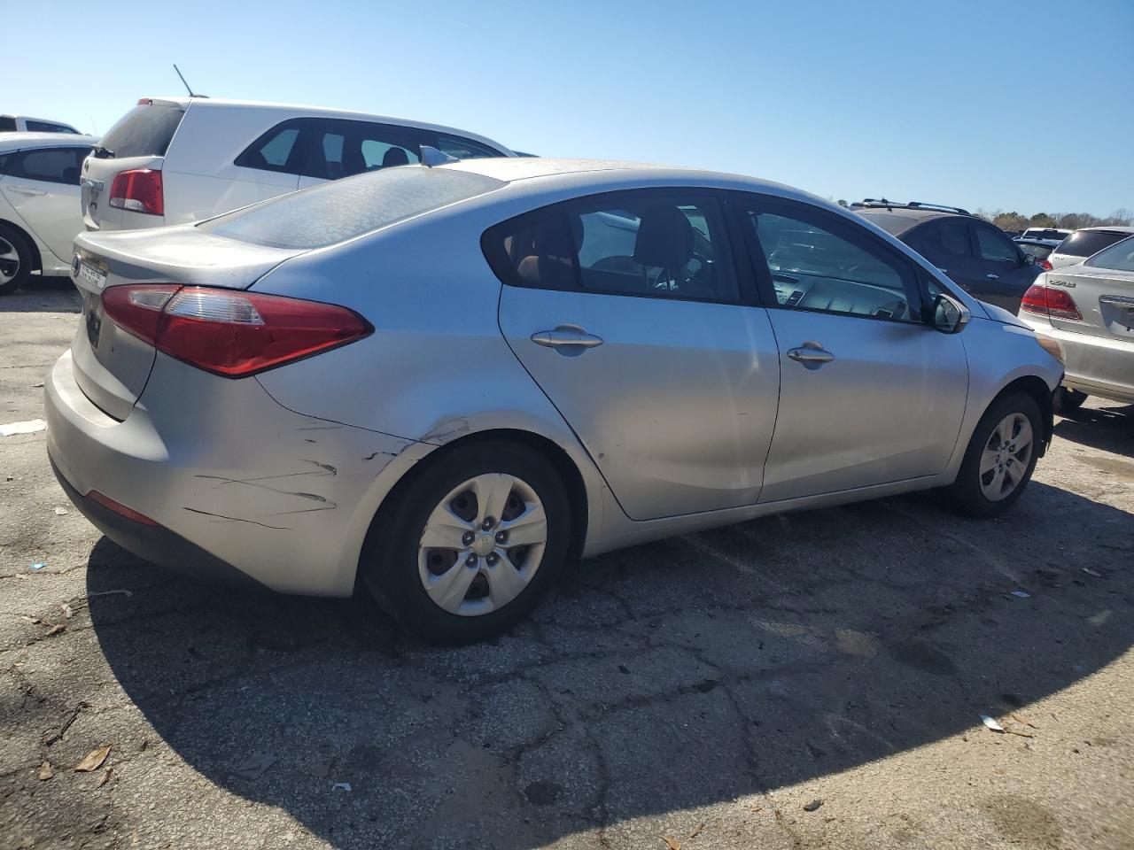 2015 Kia Forte - Image 3