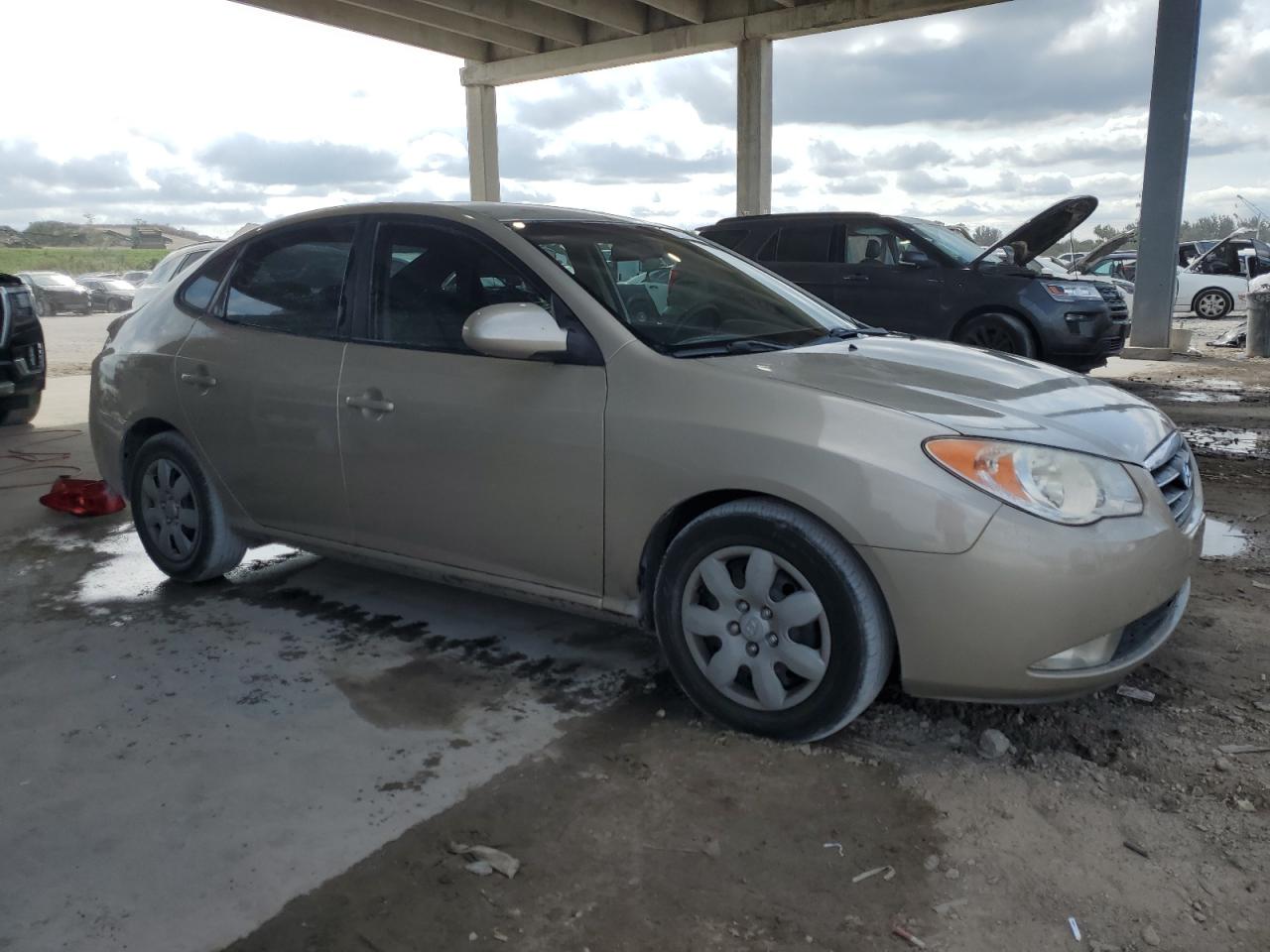 2008 Hyundai Elantra - Image 4