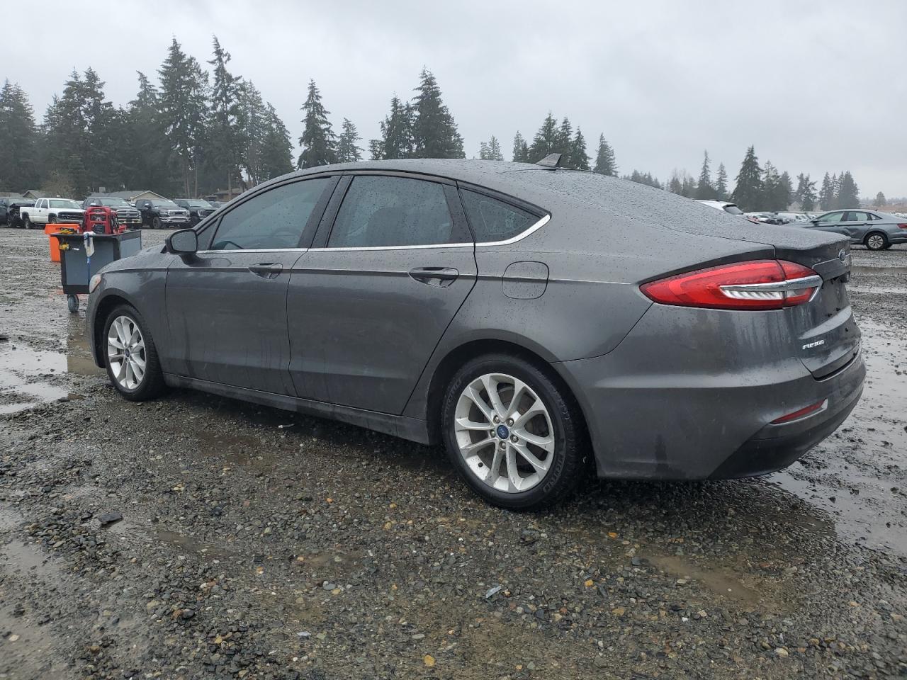 2019 Ford Fusion - Image 2