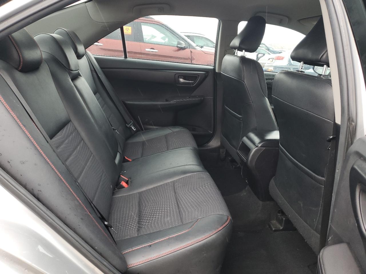 2015 Toyota Camry - Image 10