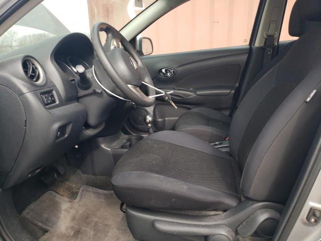 Седани NISSAN VERSA 2013 Сірий