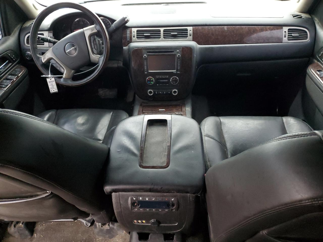 2013 GMC Yukon - Image 8