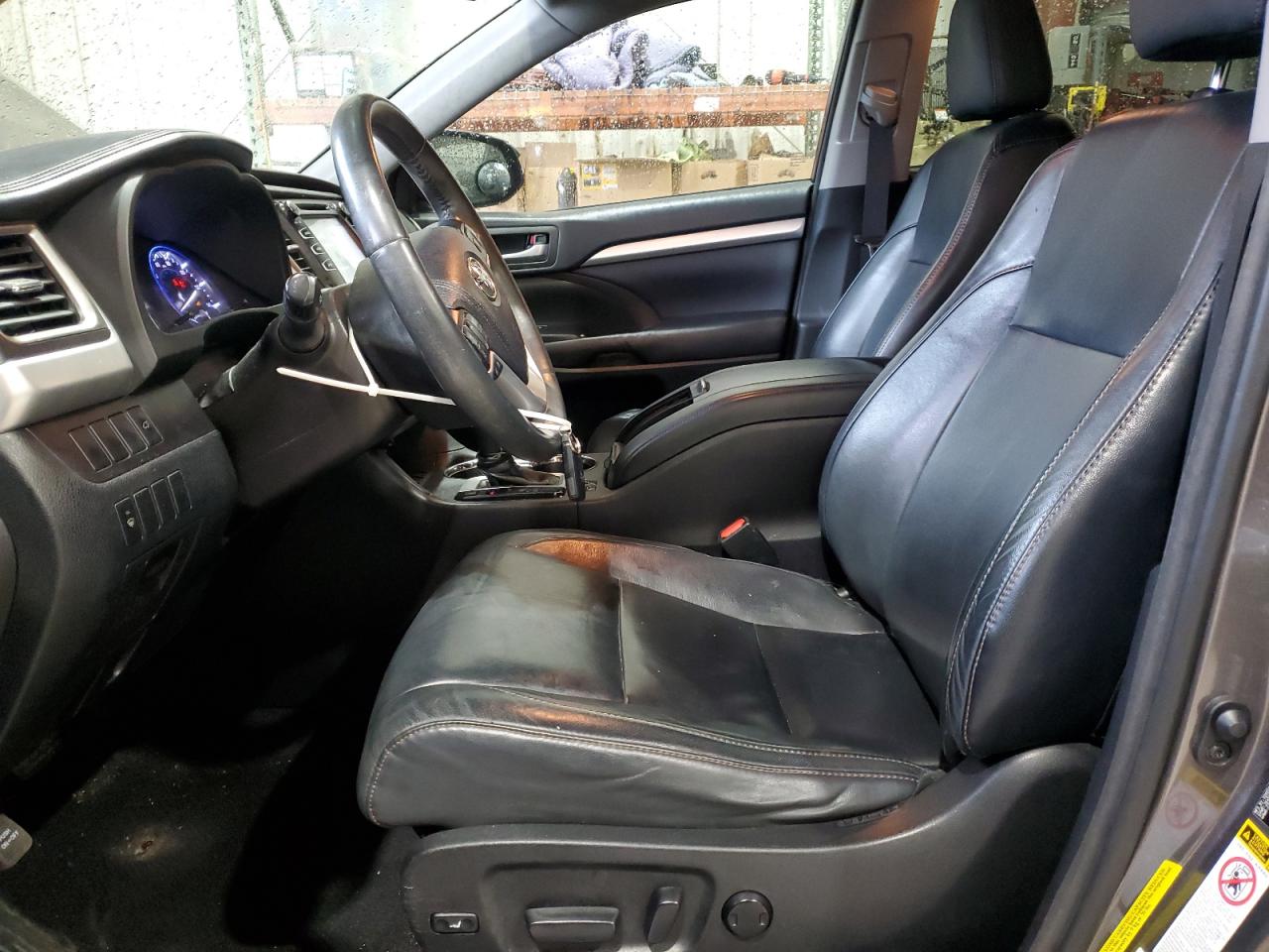 2016 Toyota Highlander - Image 7