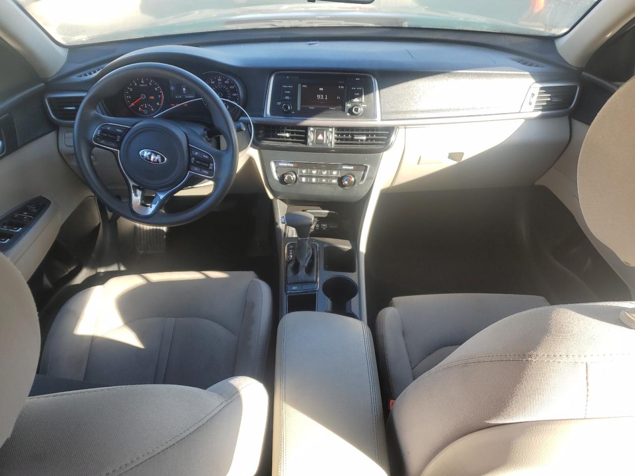 2017 Kia Optima - Image 8