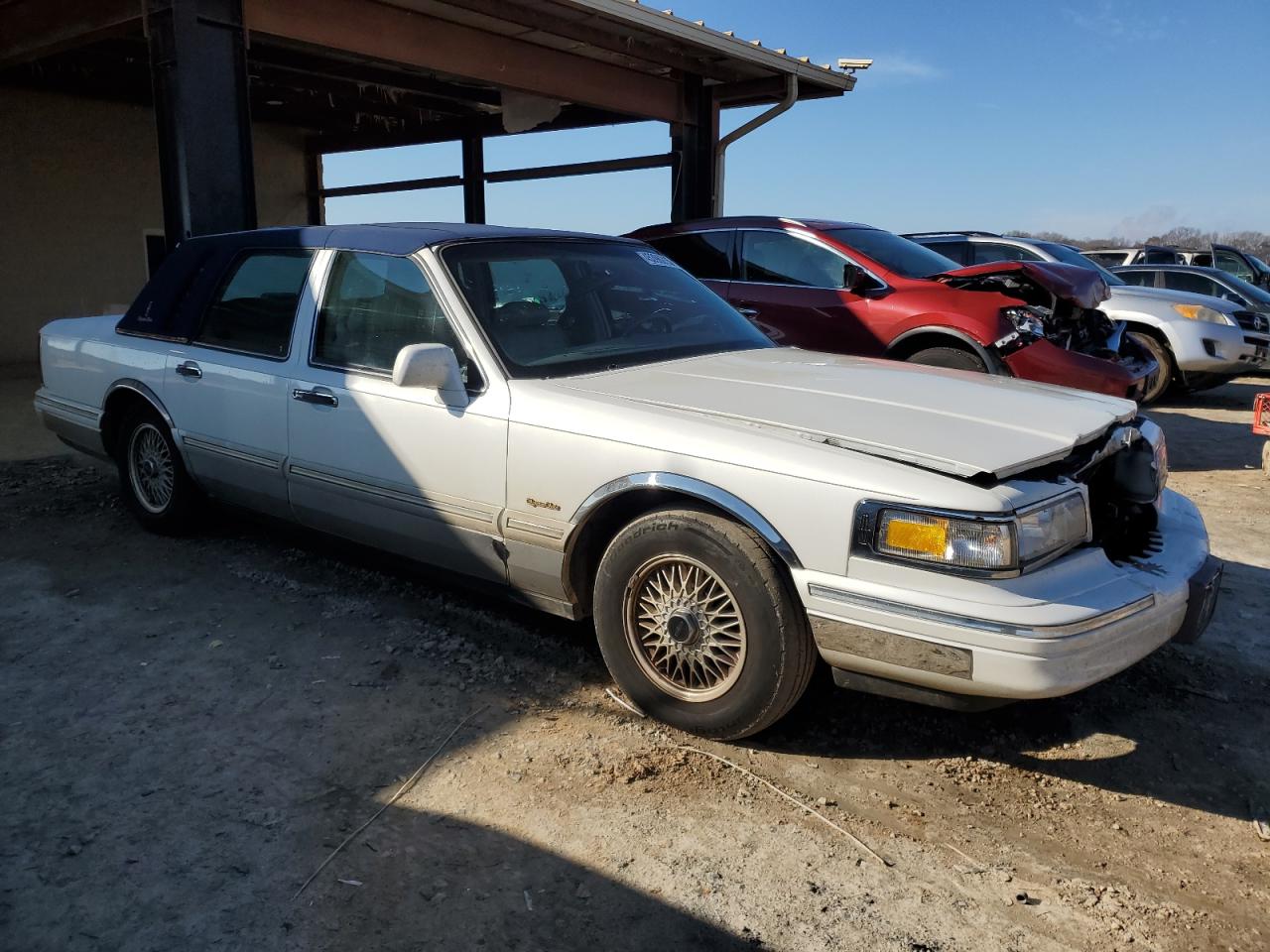 1997 Lincoln Town Car - Image 4