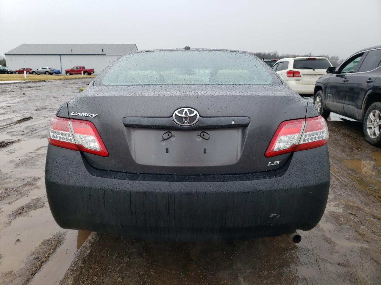 2011 Toyota Camry - Image 6