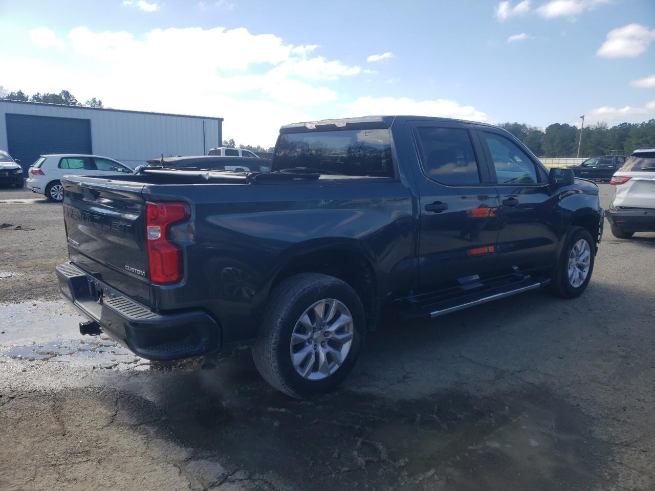 2020 Chevrolet Silverado - Image 3