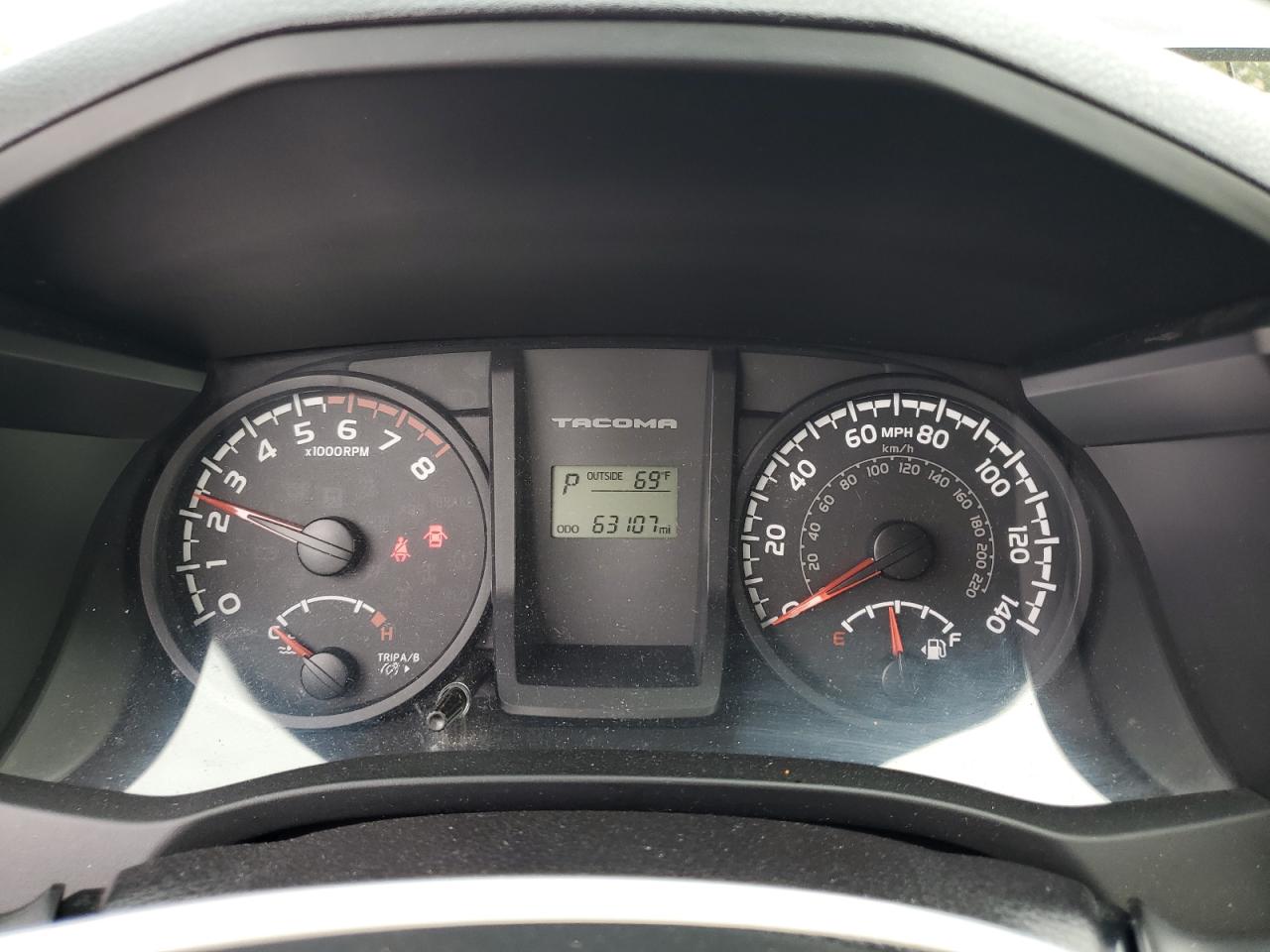 2016 Toyota Tacoma - Image 9