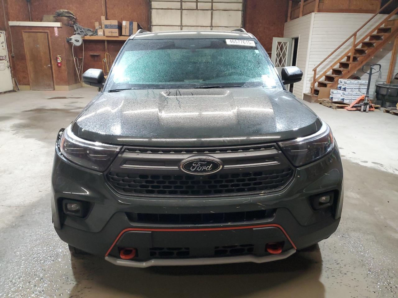 2022 Ford Explorer - Image 5