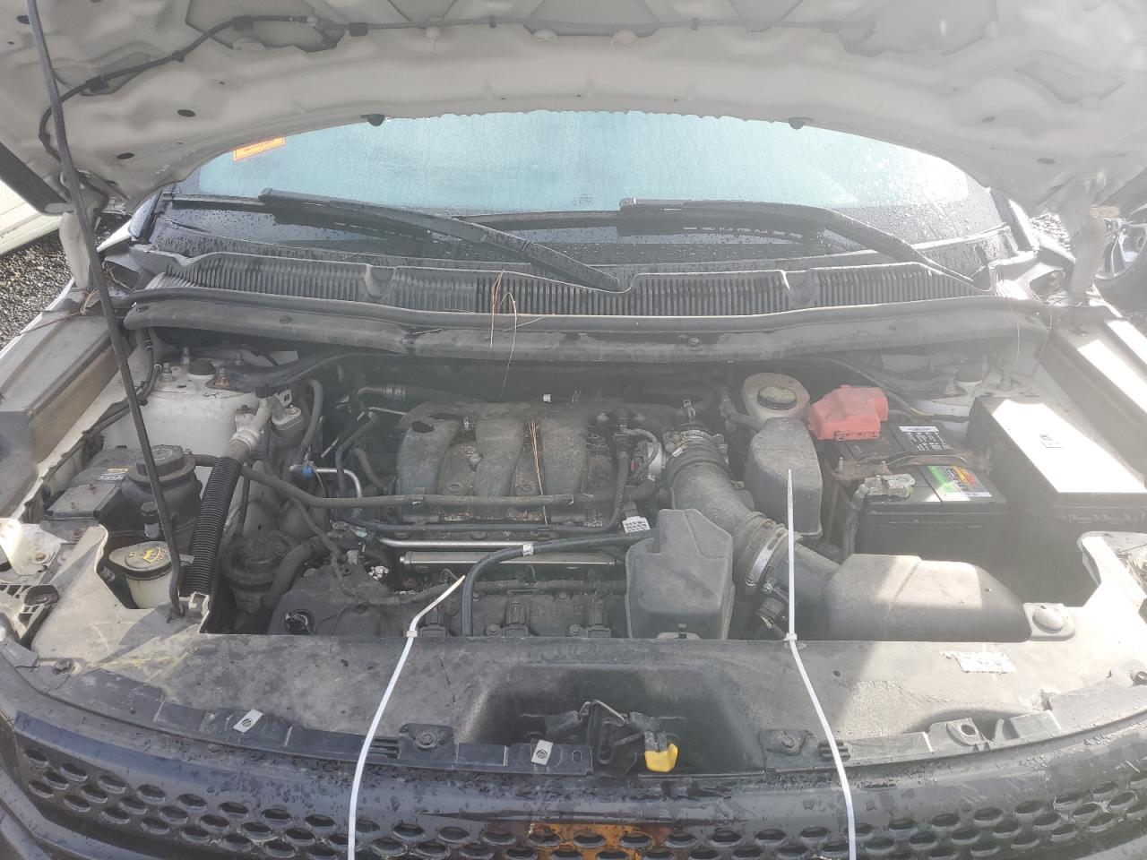 2013 Ford Explorer - Image 12