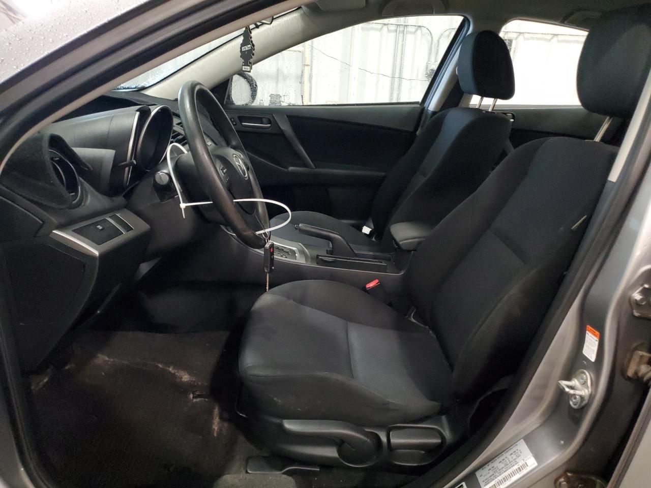 2010 Mazda 3 - Image 7