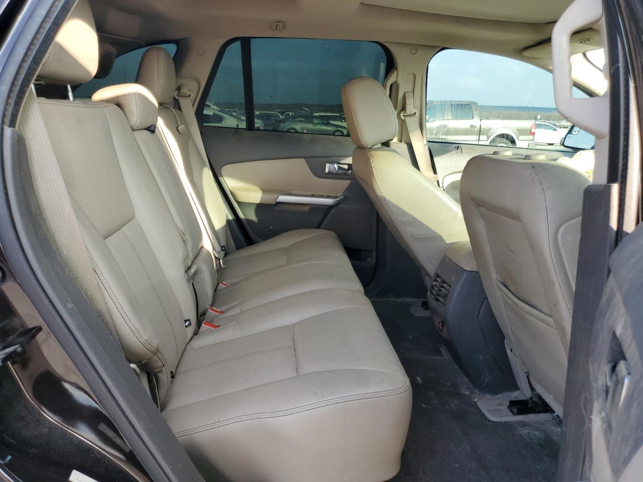 2014 Ford Edge - Image 11