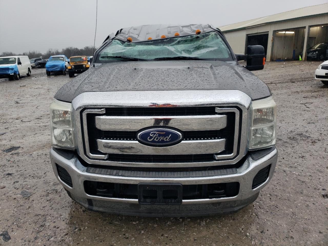 2012 Ford F350 - Image 5