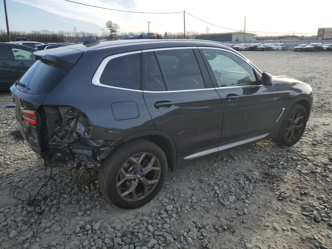 2023 BMW X3 - Image 3