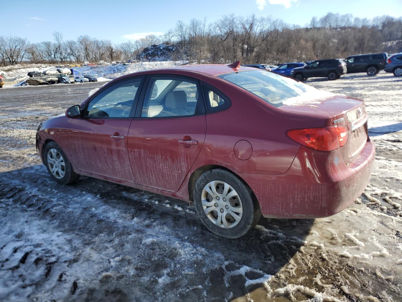 2010 Hyundai Elantra - Image 2
