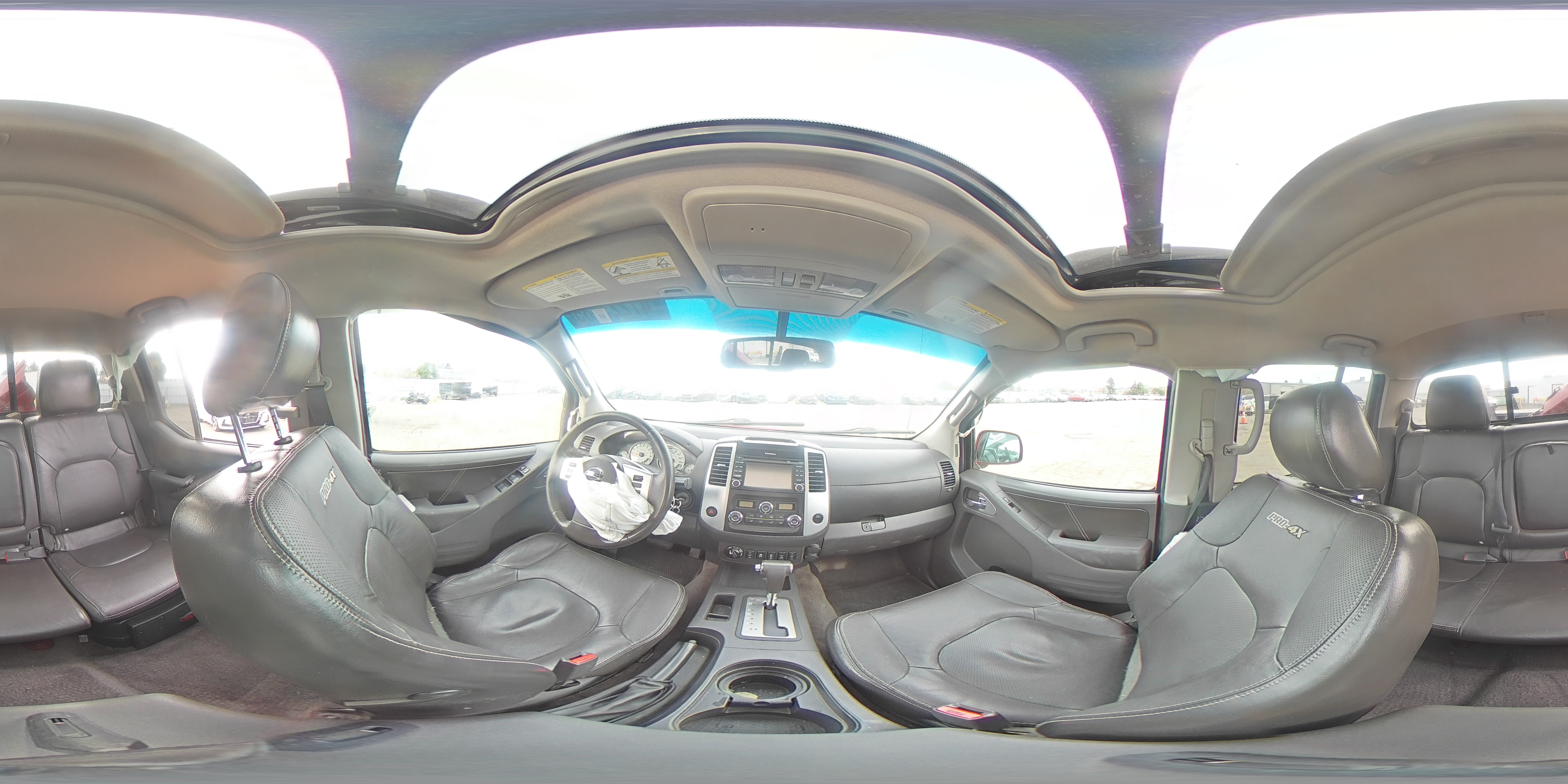 2016 Nissan Navara (Frontier) - Image 12