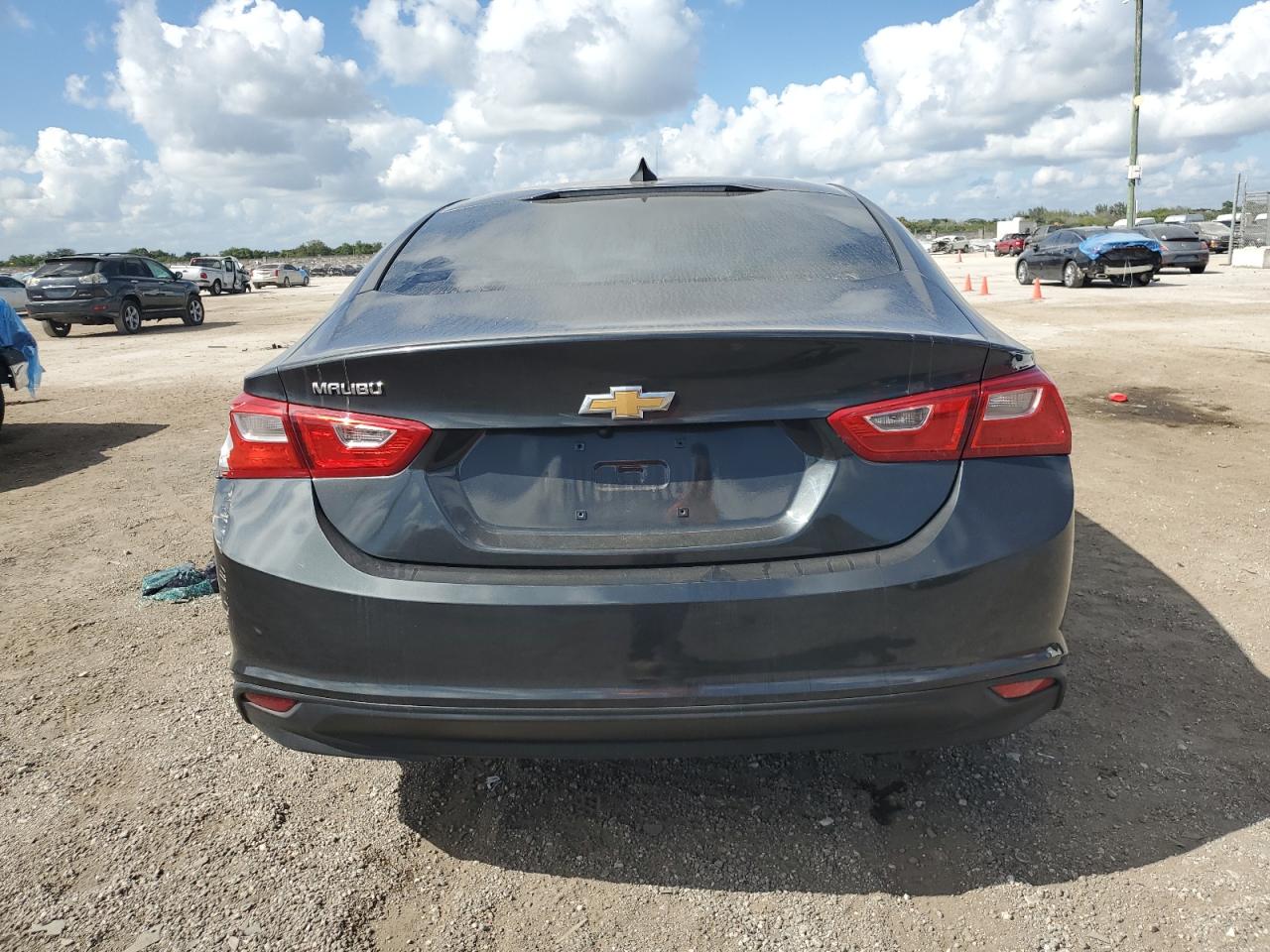 2017 Chevrolet Malibu - Image 6